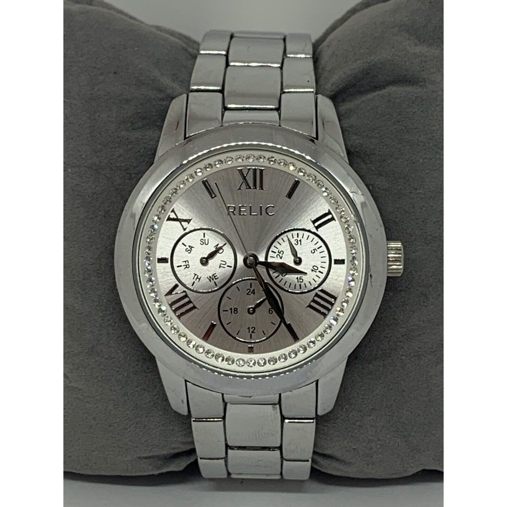 Relic ZR15829 Women's Alloy Analog Silver Dial Quartz Genuine Wrist Watch W139